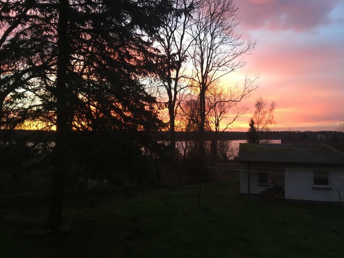 Ferienhaus Am Schweriner See Hohen Viecheln Esterno foto